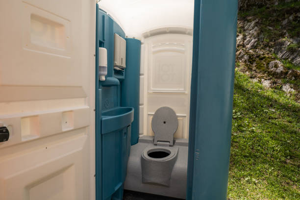 Portable Toilet Options We Offer in Portland, TX